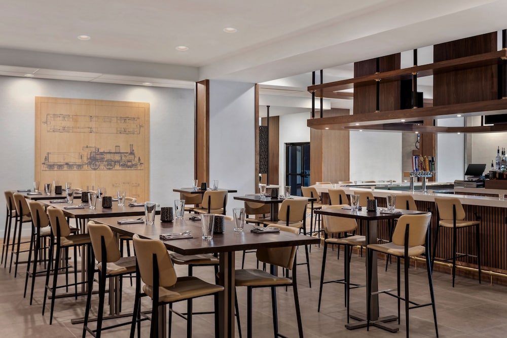 Delta Hotels by Marriott Bristol 30/48