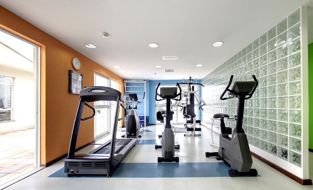 Quality Hotel Curitiba 24/40