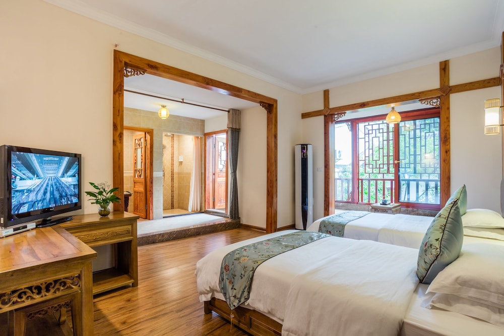 DELUXE, TWIN BEDS, MOUNTAIN VIEW