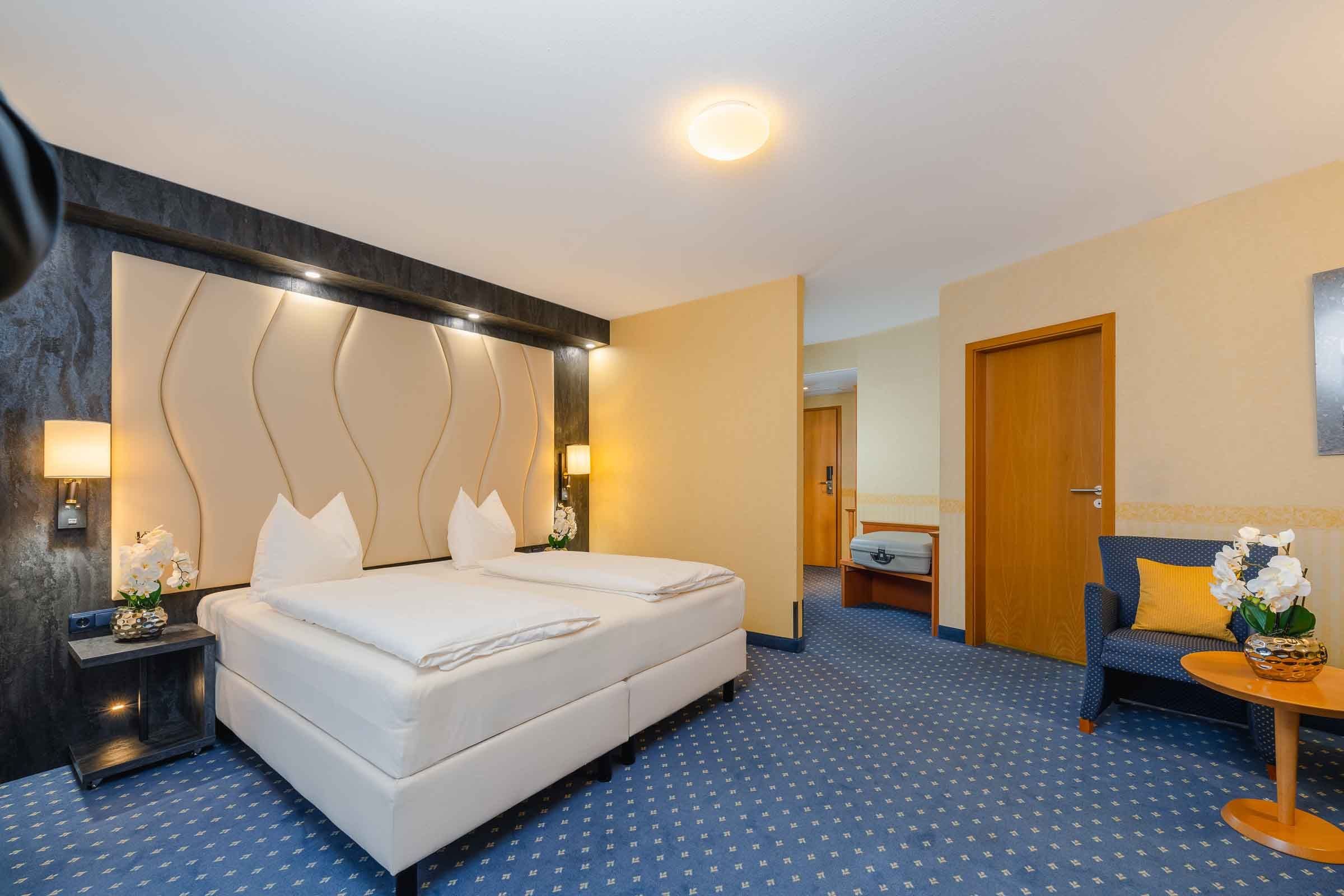 STANDARD, DOUBLE BED