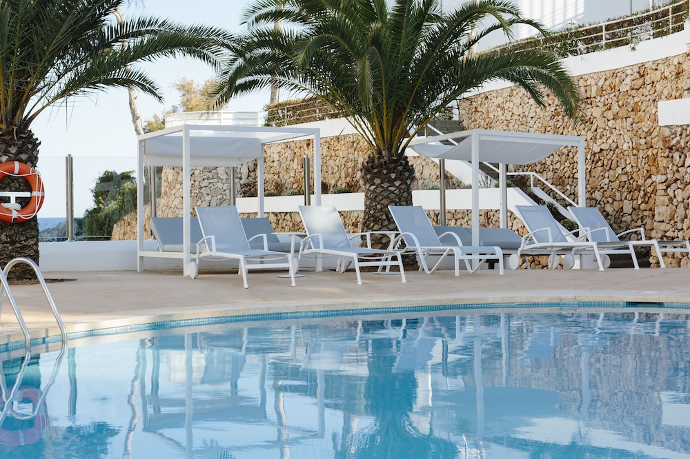 Aluasoul Mallorca Resort - Adults Only 8/71