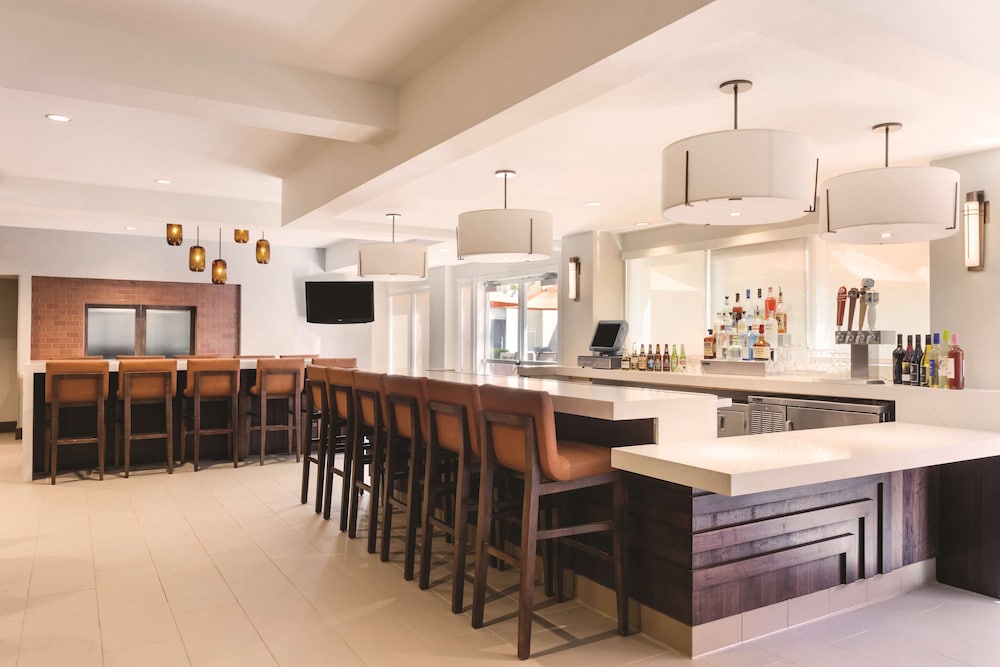 Hyatt House San Diego Sorrento Mesa 32/50