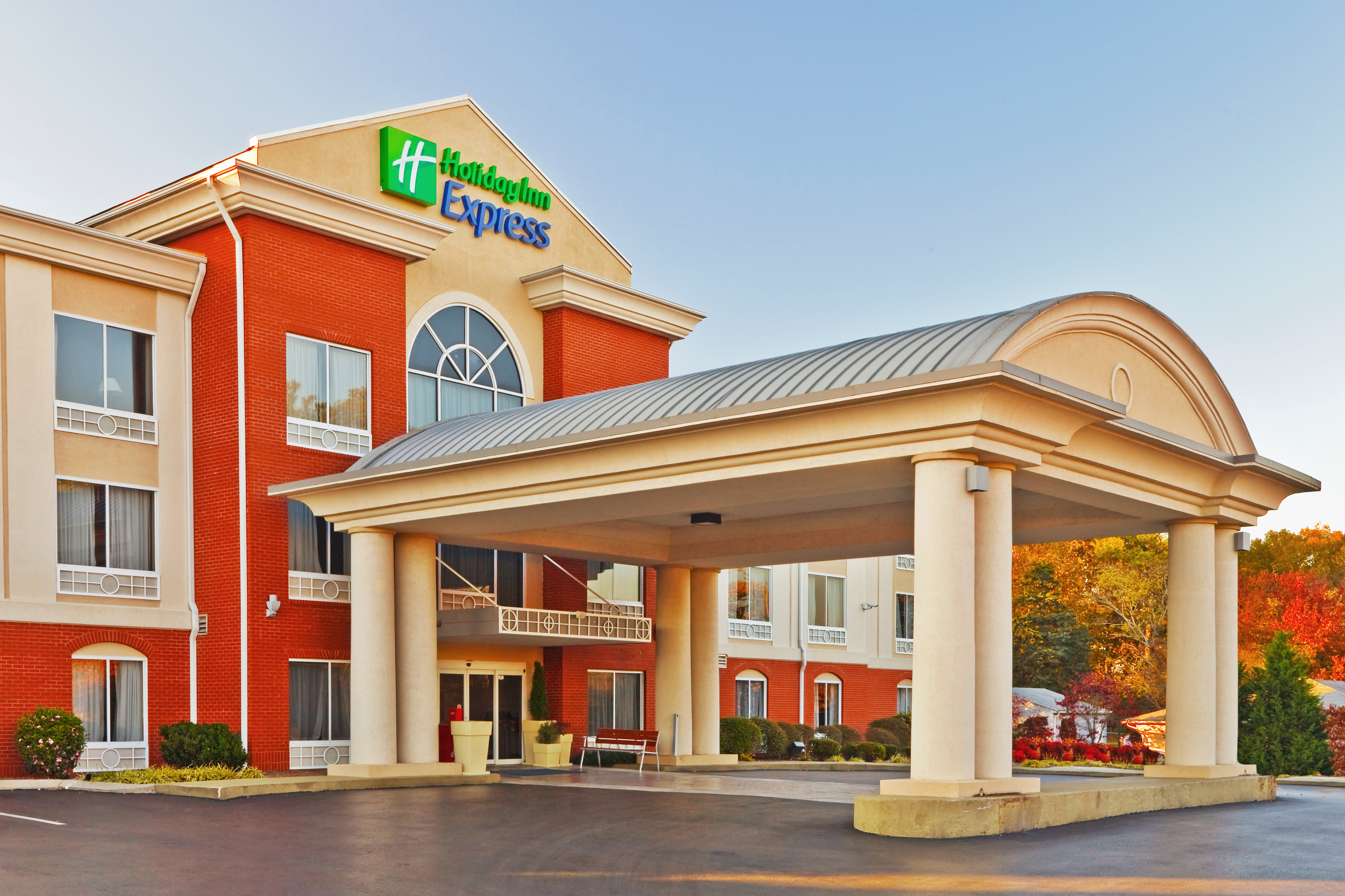Holiday Inn Express Hotel And Suites Chattanooga East Ridge Tn 55/56