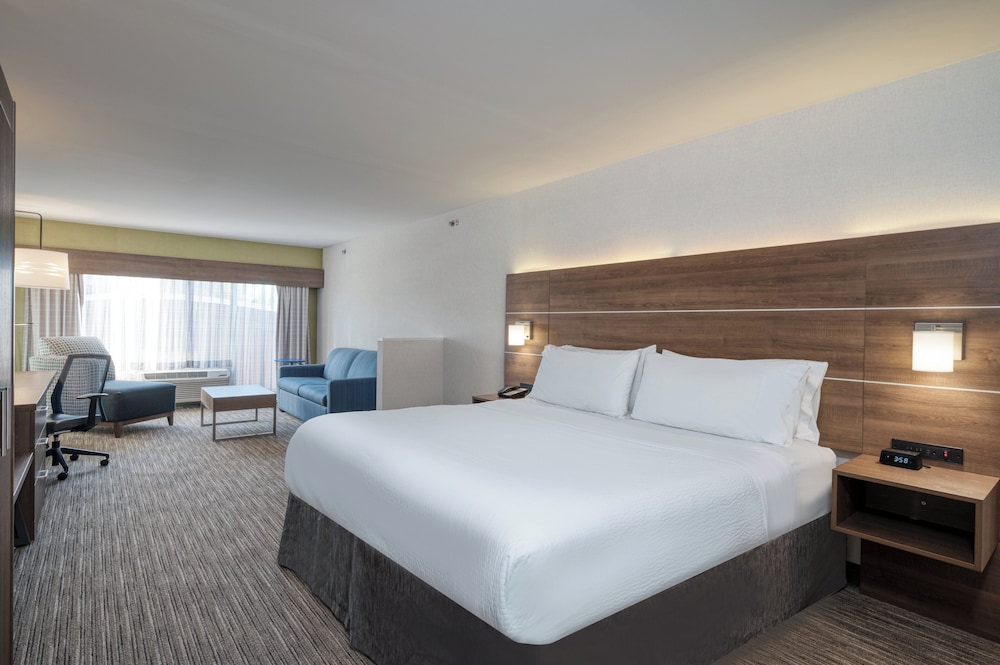 Standard, King Bed