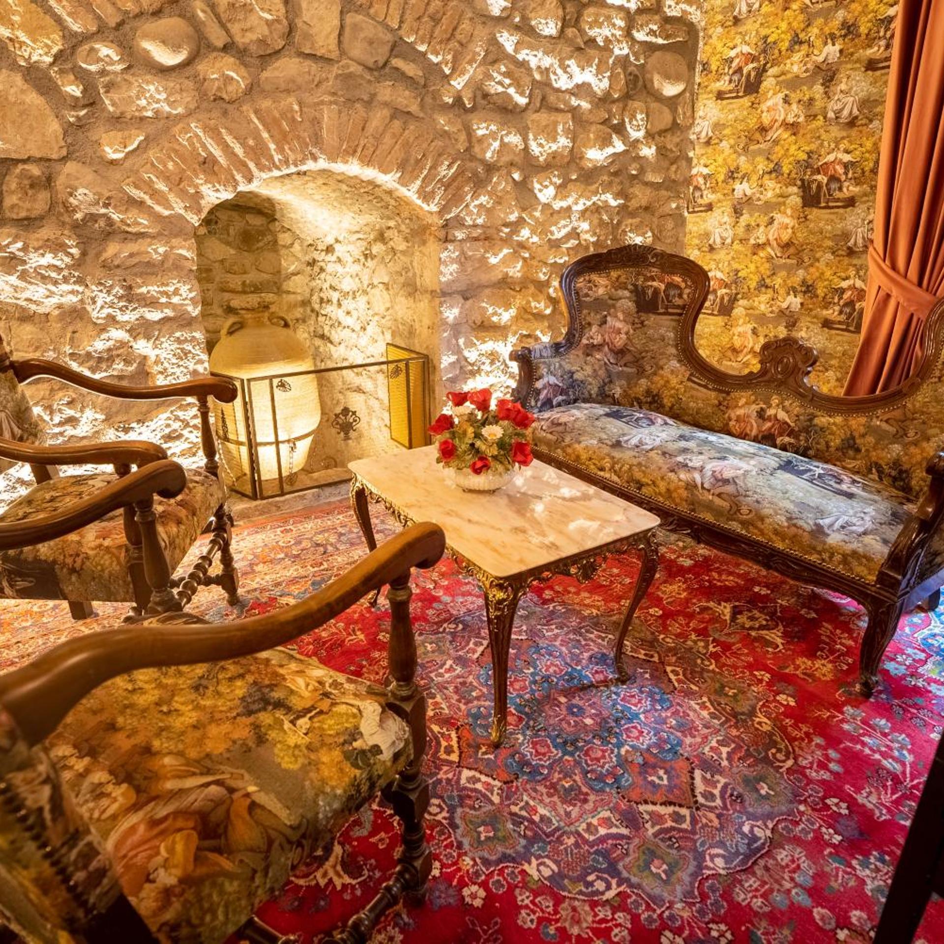 Castle Boutique Hotel 44/63