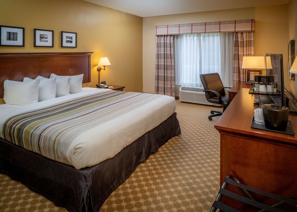 Country Inn and Suites By Radisson Charleston South WV 11/46