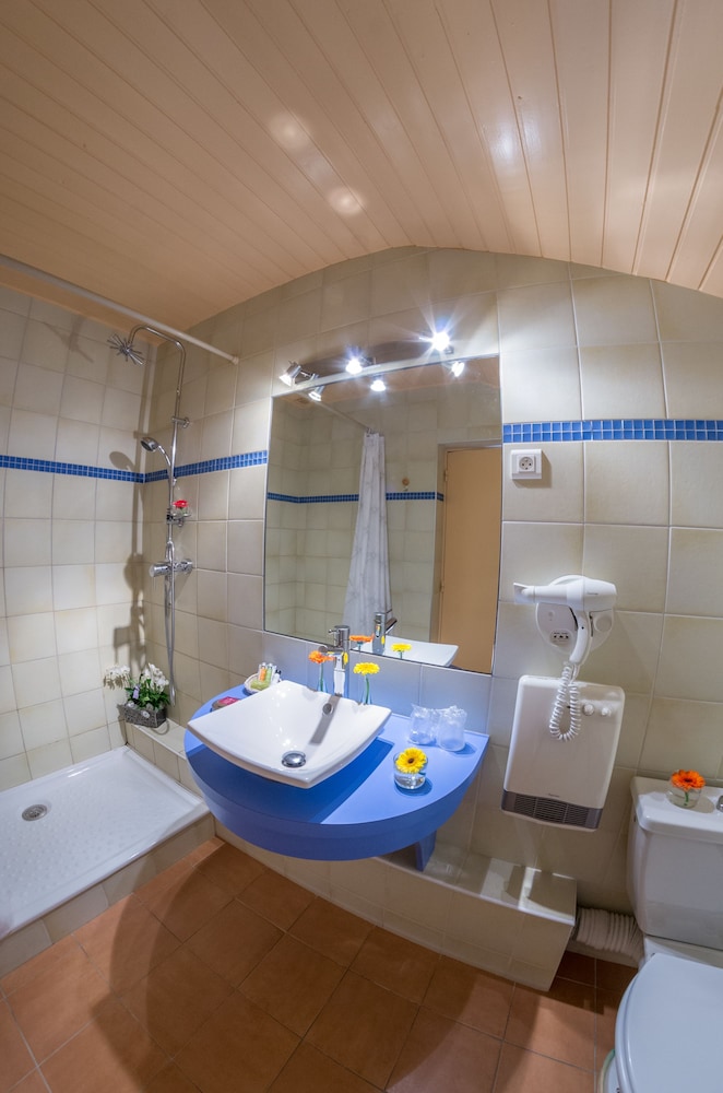 Cit'Hotel Avantici Gap 40/41