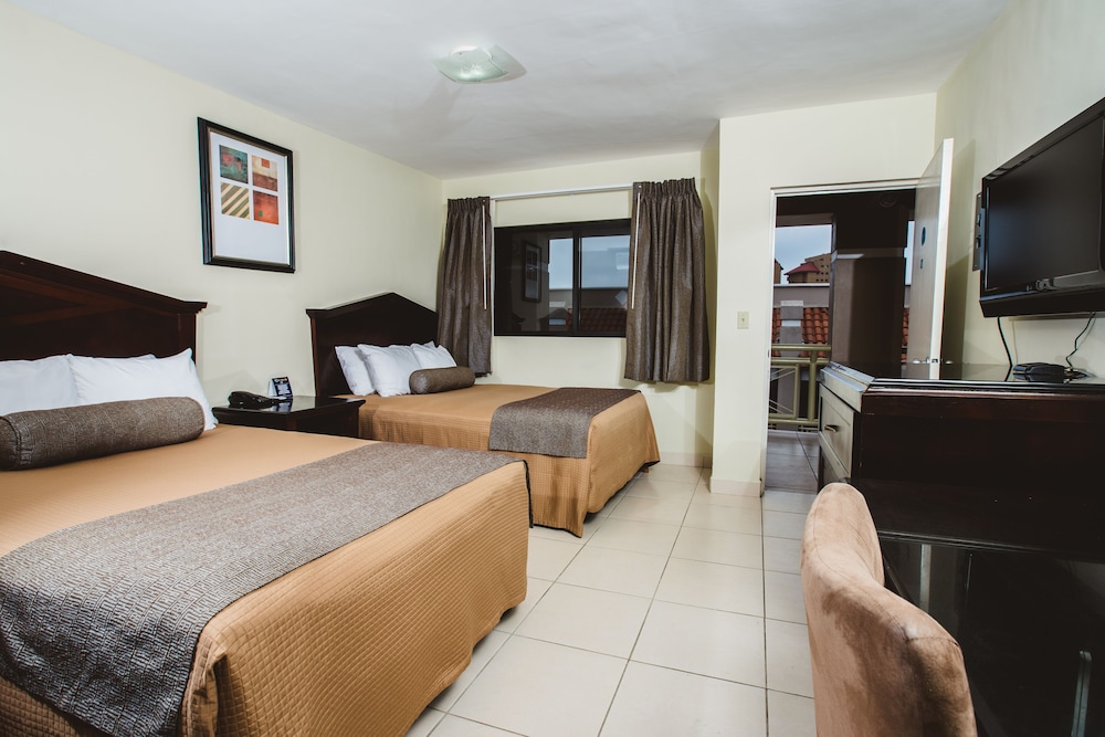 Brisas Del Mar Rosarito 18/50