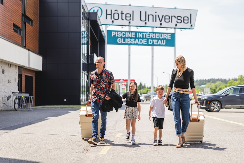 Hotel Universel In Riviere-Du-Loup 70/75