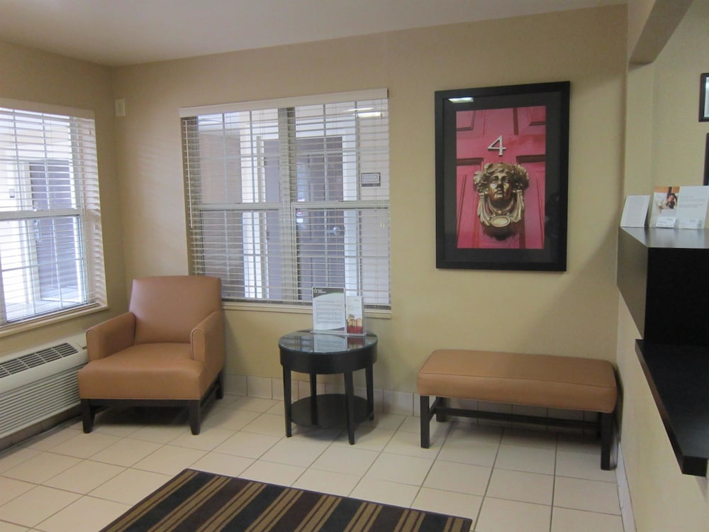 Extended Stay America - Fayetteville - Owen Dr. 18/37