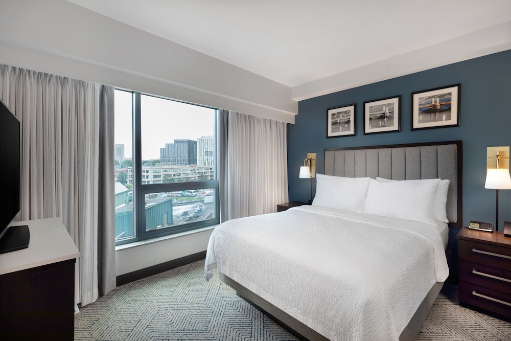 Studio, Suite, Queen Bed, Sofa