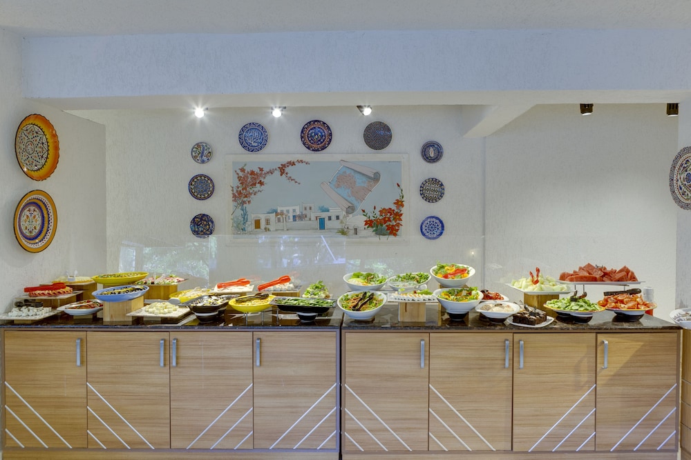 Serhan Hotel 26/35