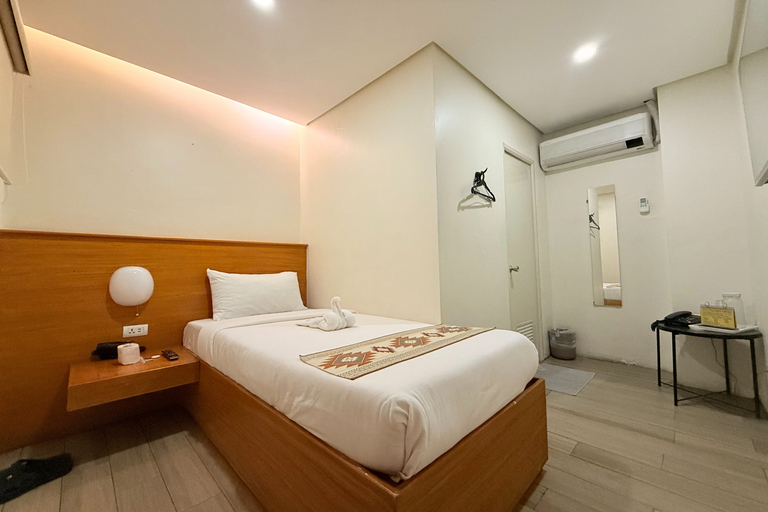 Room, Single, Private Bathroom