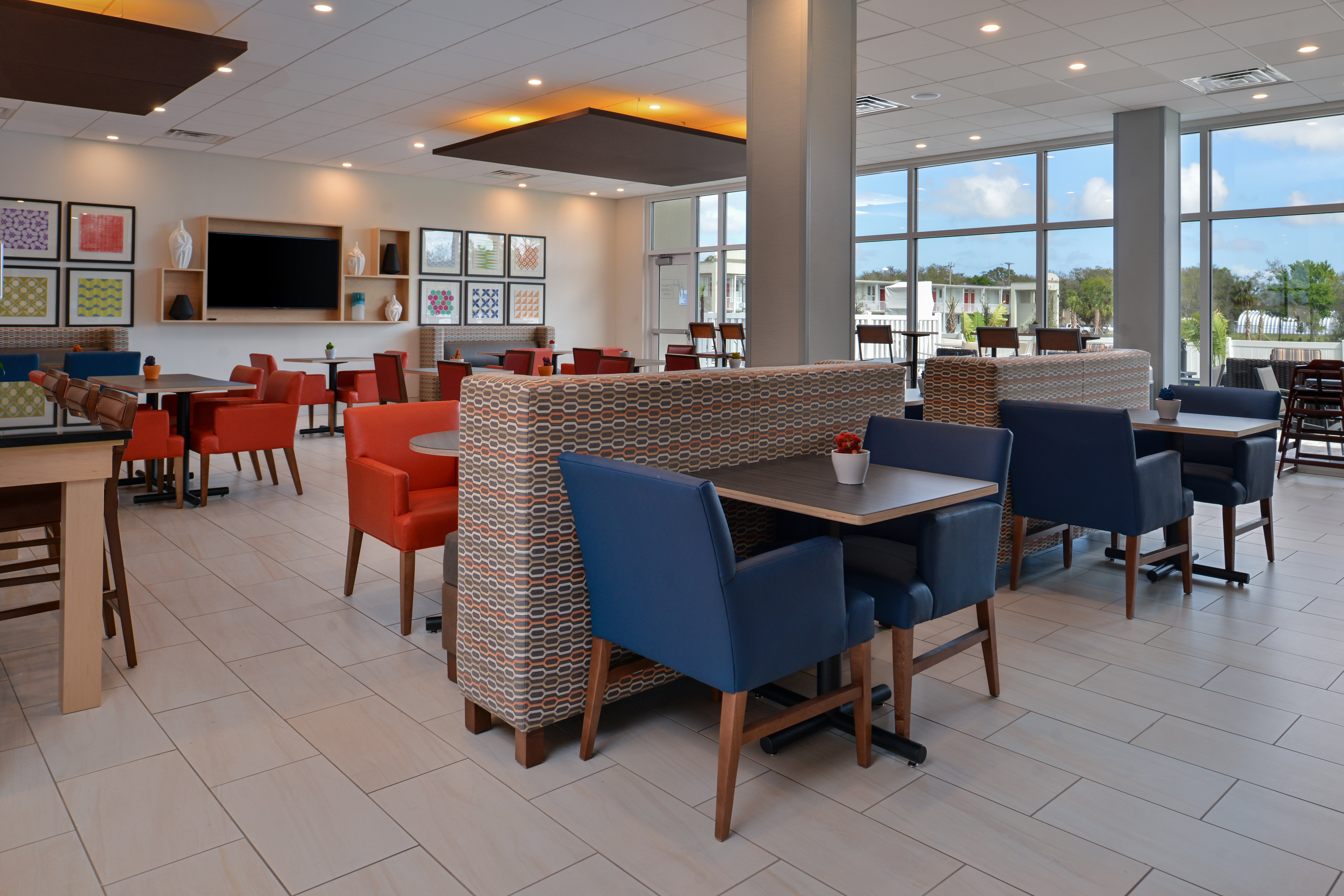 Holiday Inn Express And Suites West Melbourne 43/68