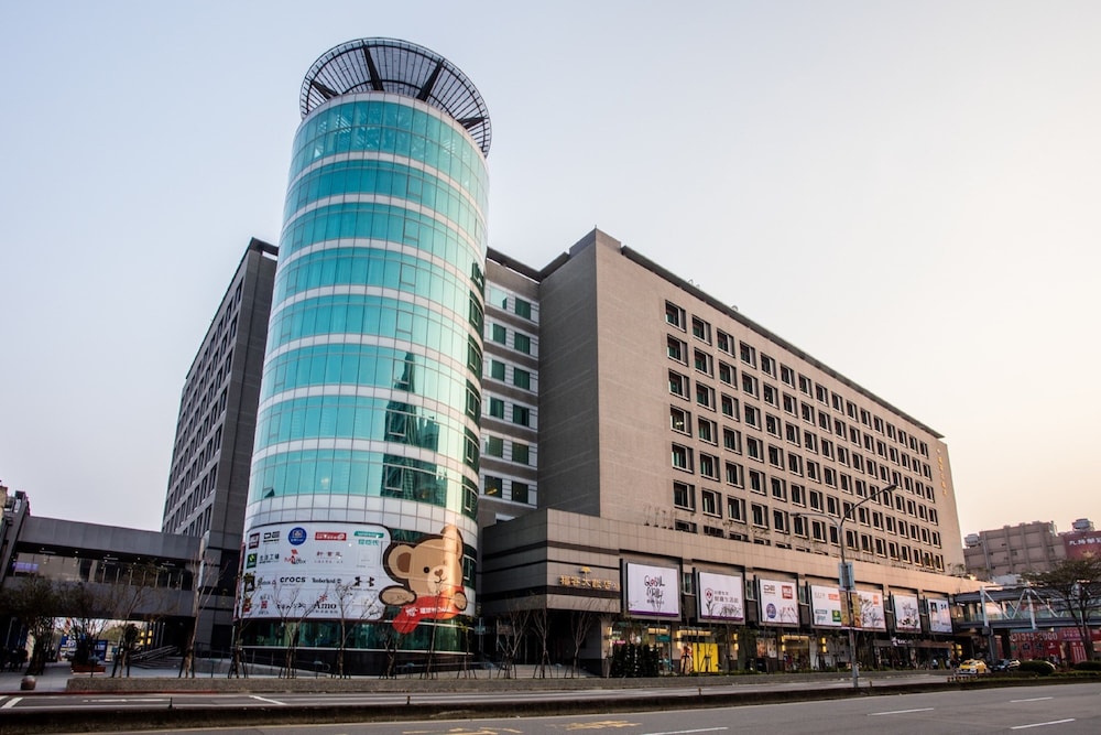 Fullon Hotel Taoyuan Airport Access Mrt A8 2/64