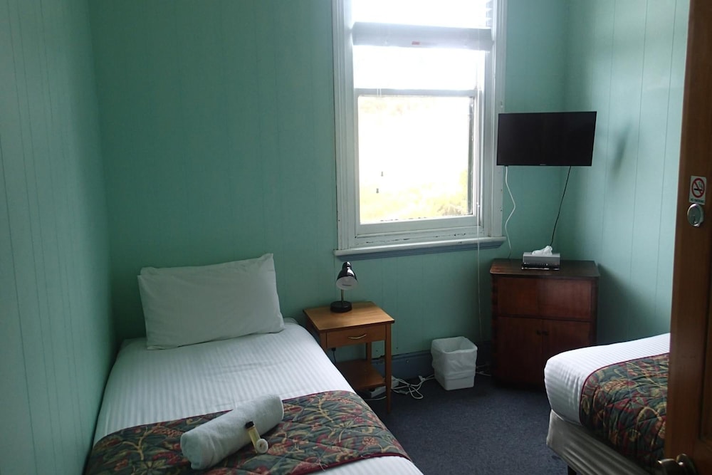 Bischoff Hotel 19/62