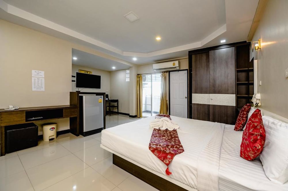 DELUXE, SUITE, DOUBLE BED