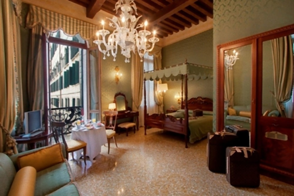 Al Ponte Dei Sospiri Junior Suites 36/50