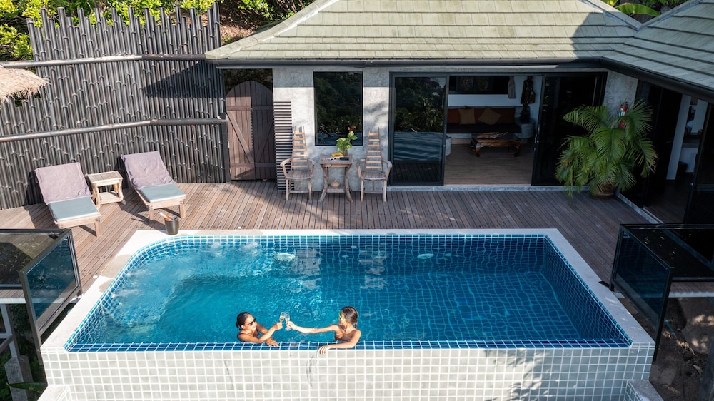Koh Tao Heights Pool Villas 8/26