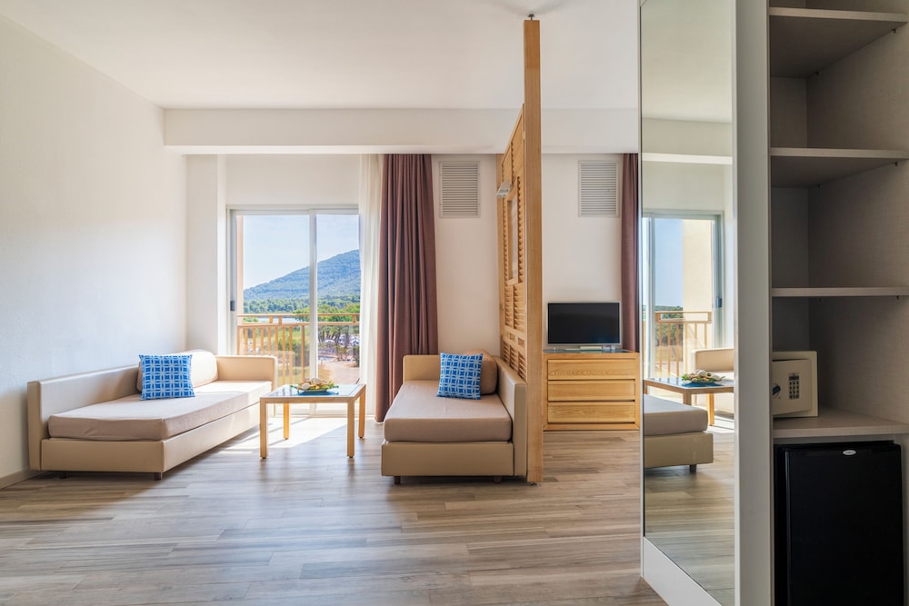 Hotel Baia di Conte 52/67