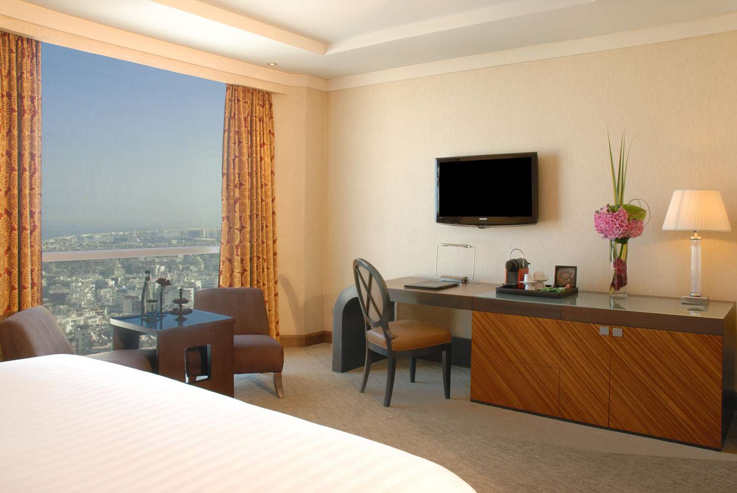 Kenzi Tower Hotel 37/43