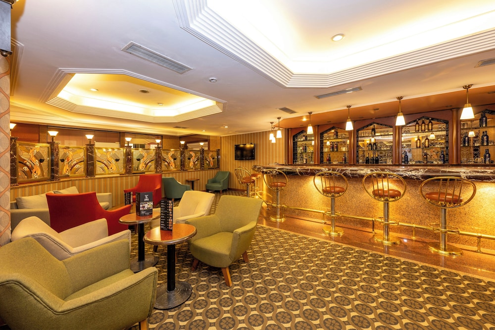 Grand Anka Hotel 44/68