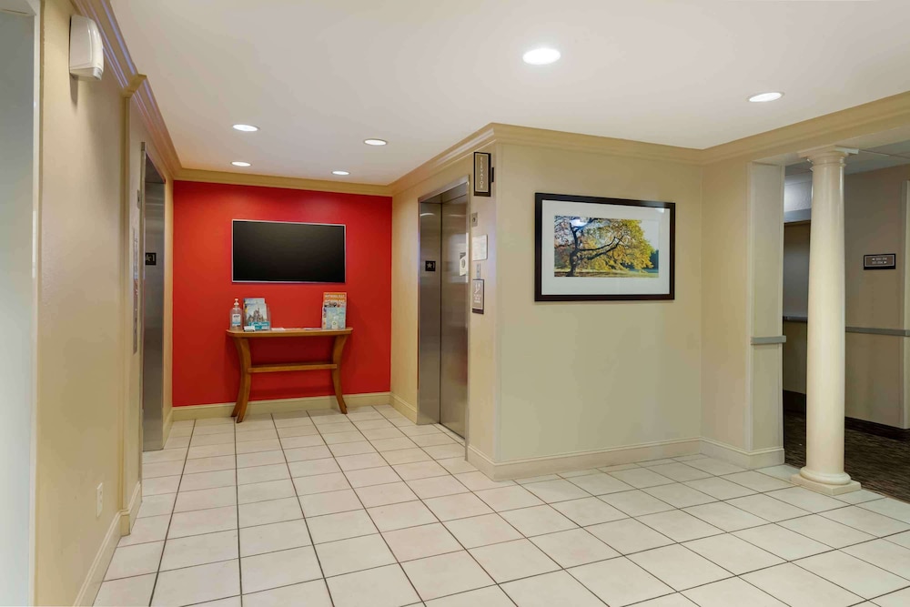 Extended Stay America - Orlando - Convention Ctr - 6443 Westwood 6/47