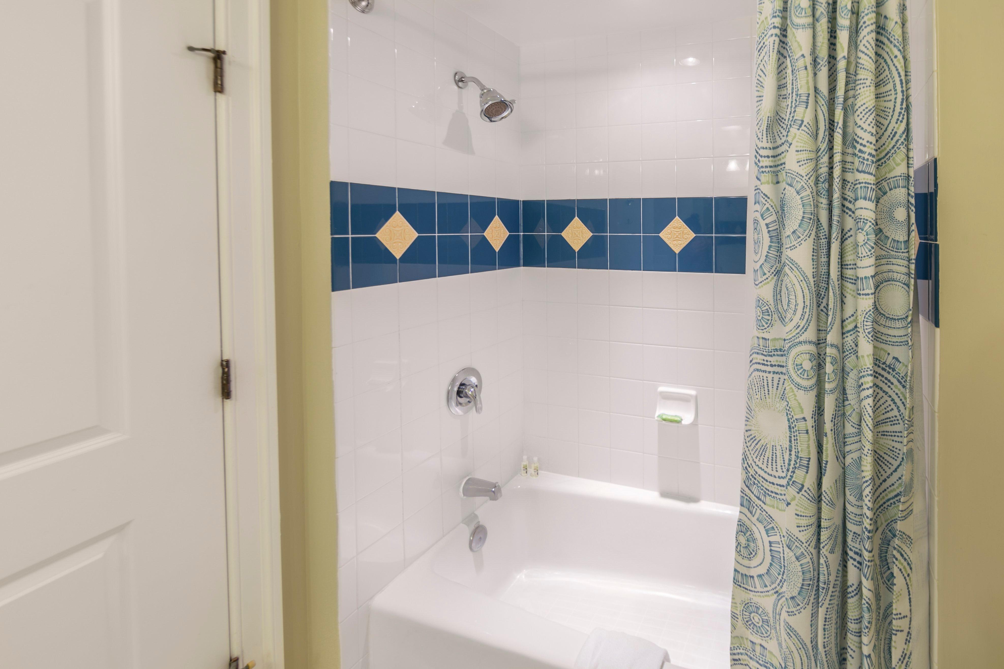 جناح بسرير كوين، Holiday Inn Club Vacations South Beach Resort 2/2