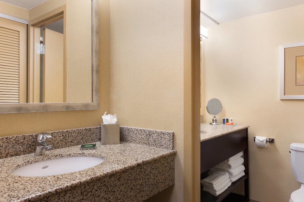 Sheraton Nashua 34/41