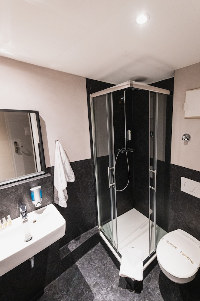 City Hotel Fellbach 24H CHECK-IN 25/26