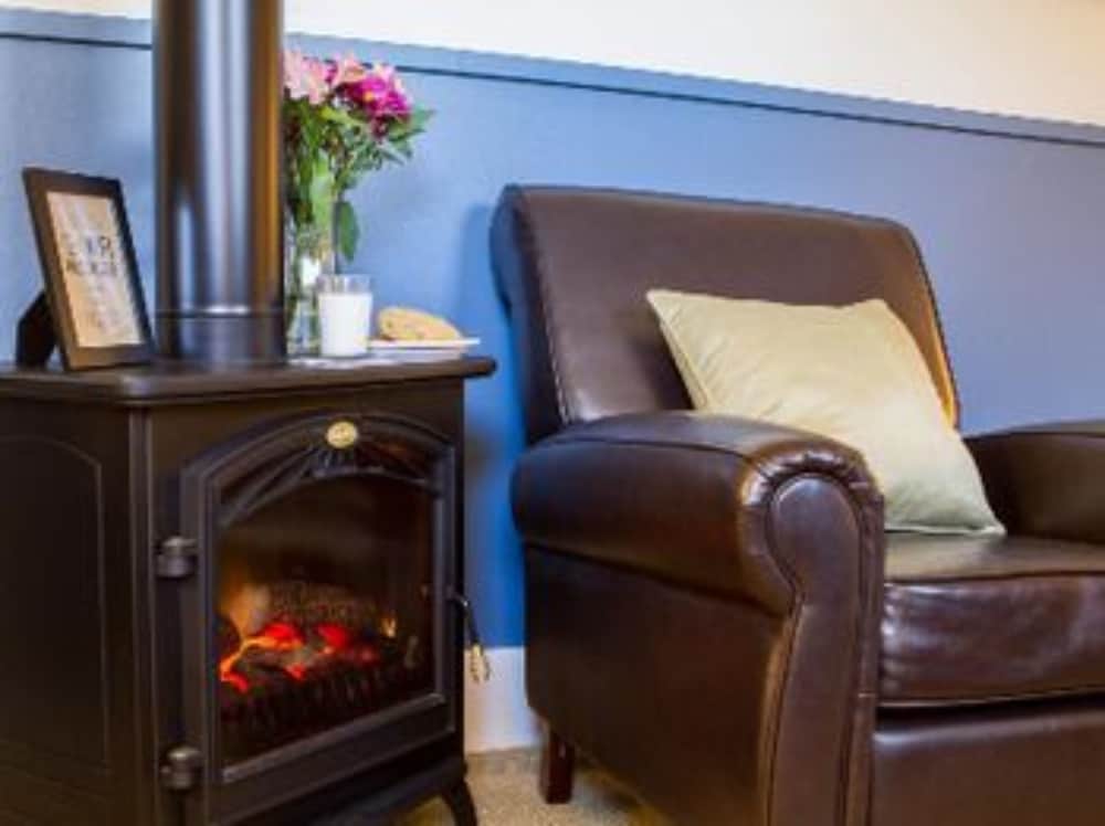 Oak Hill Bed & Breakfast 26/50