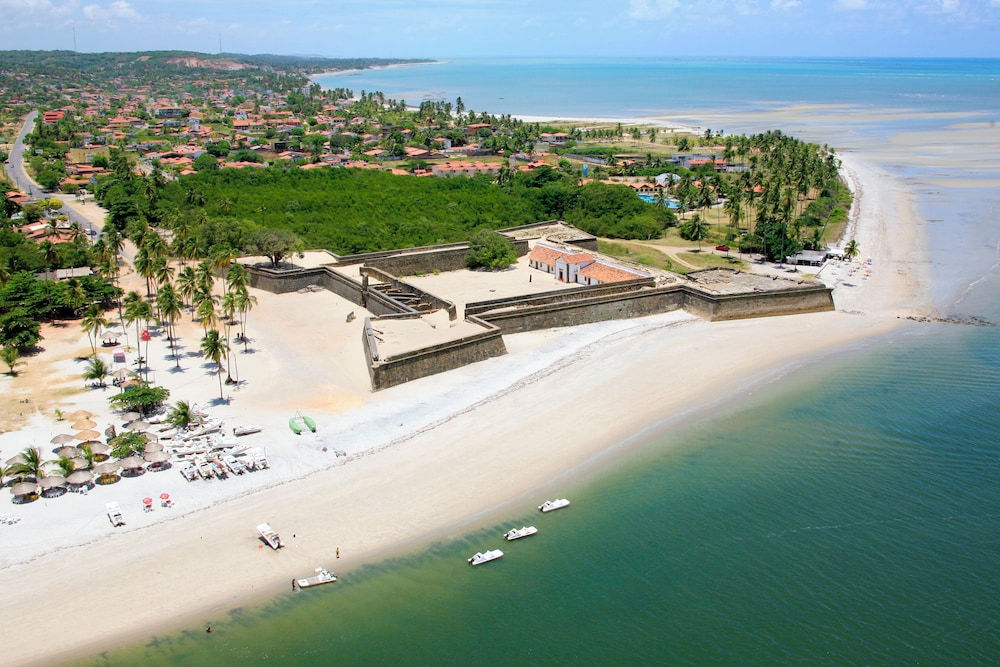 ORANGE PRAIA HOTEL 29/37