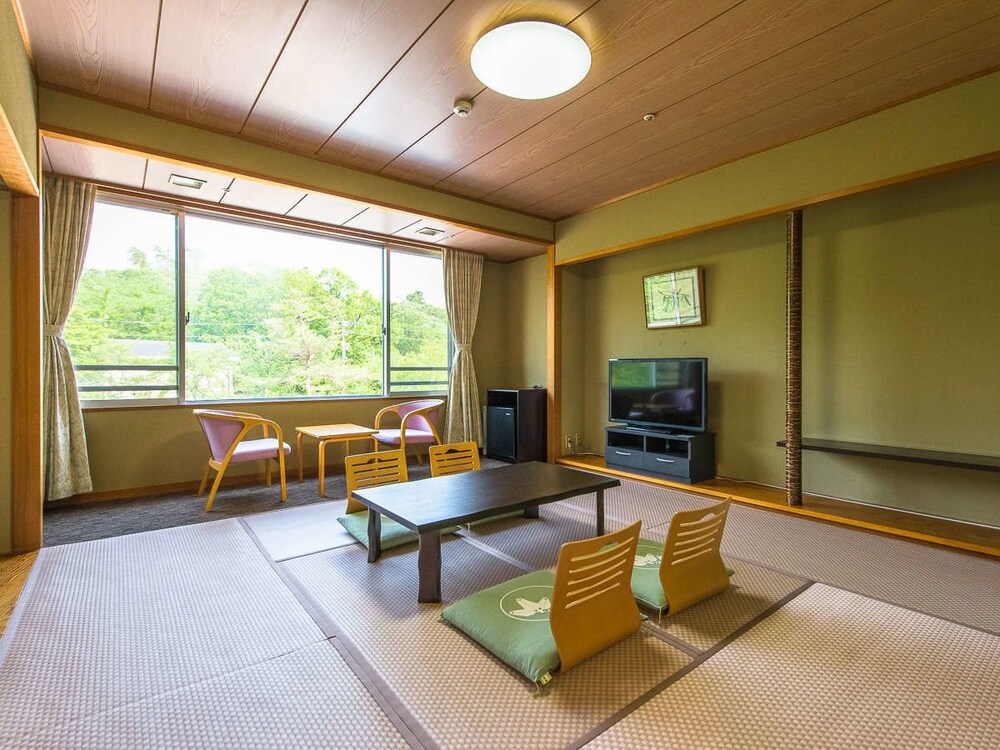 LiVEMAX Resort Kaga-Yamashiro 53/75