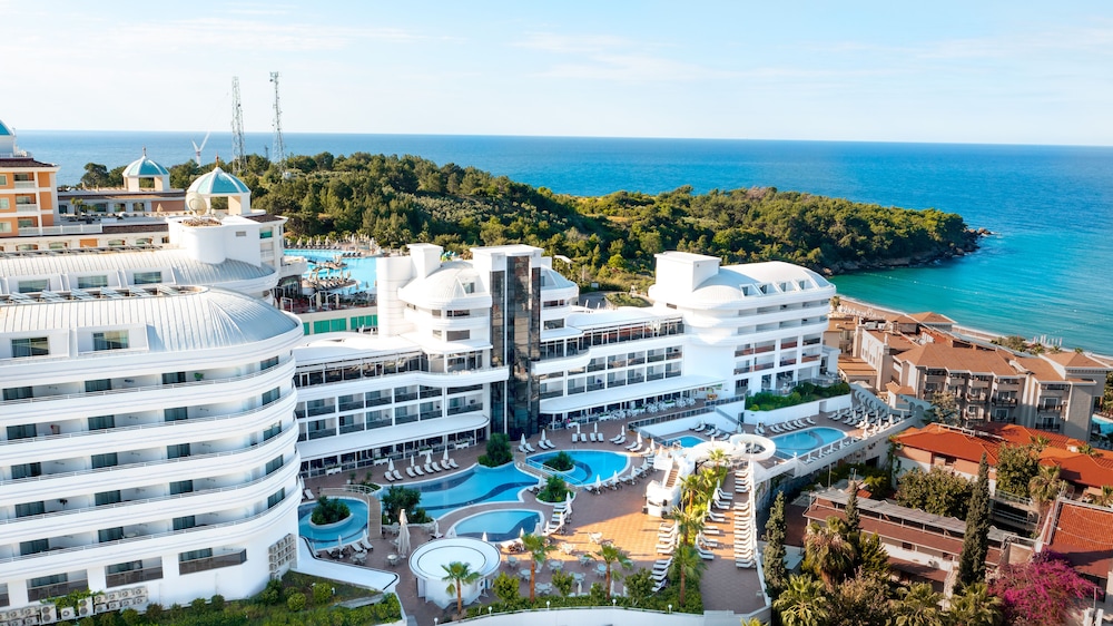 Laguna Beach Alya Resort & SPA 3/50