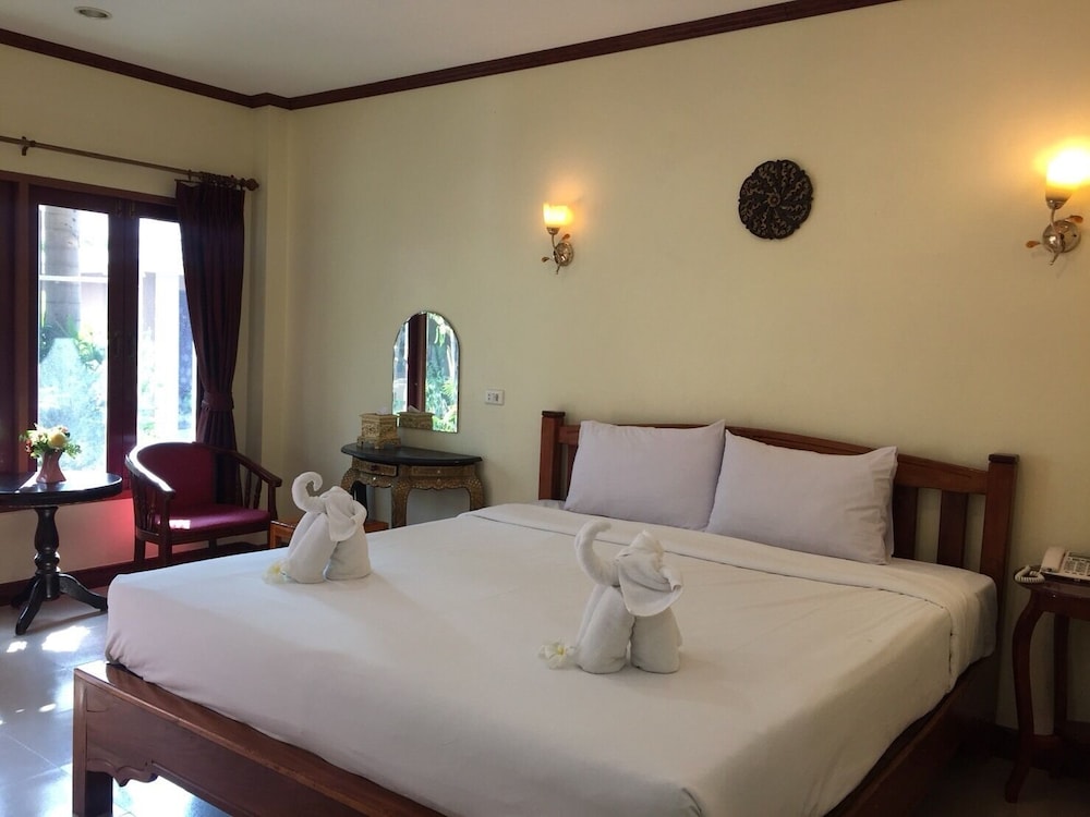 Sabai Hotel 18/50