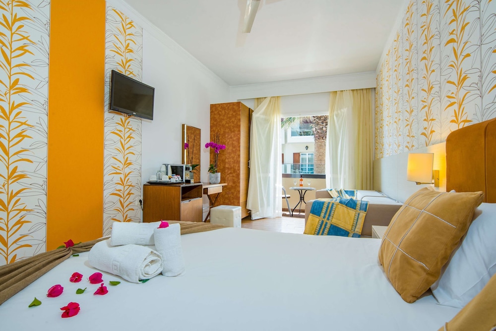 Standard, Mountain View, Kalyves Beach Hotel 5/10
