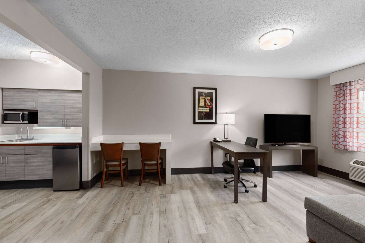 La Quinta Inn & Suites by Wyndham Goodlettsville - Nashville 35/58