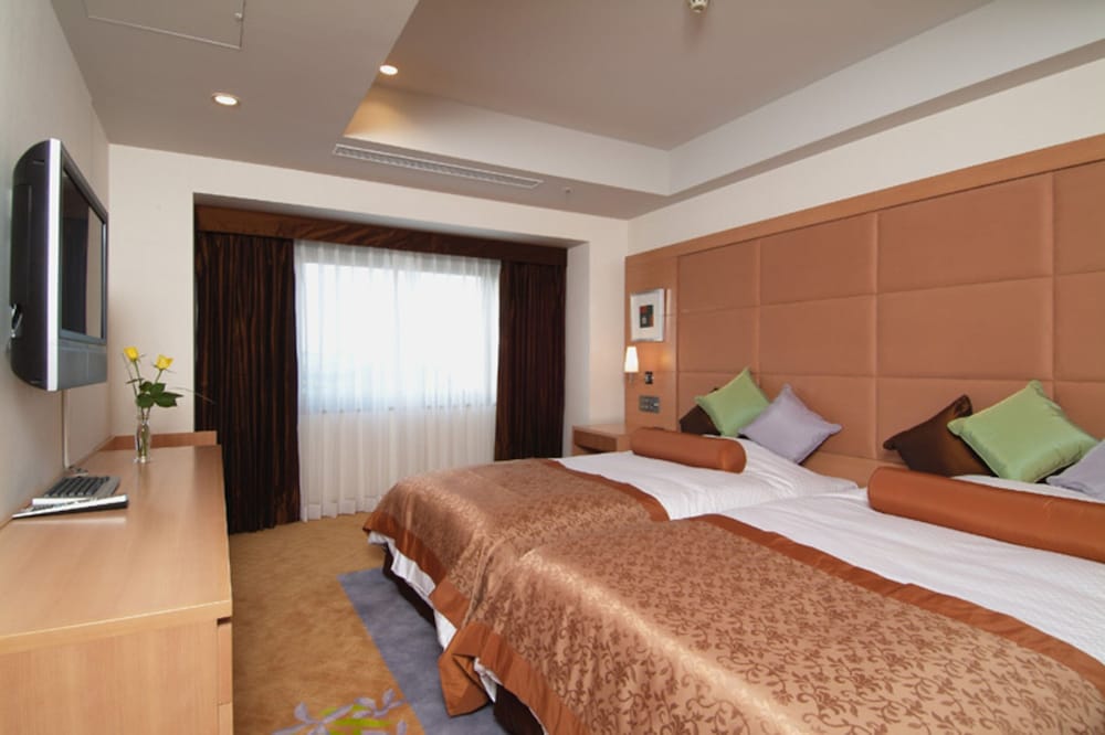 Fukuyama New Castle Hotel 14/50