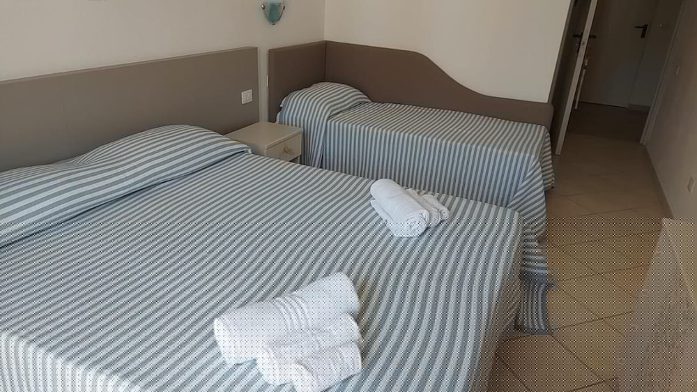 Muma Hostel 23/65