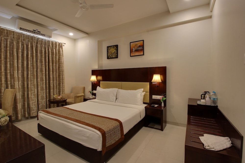 Hotel Sai Jashan 10/50