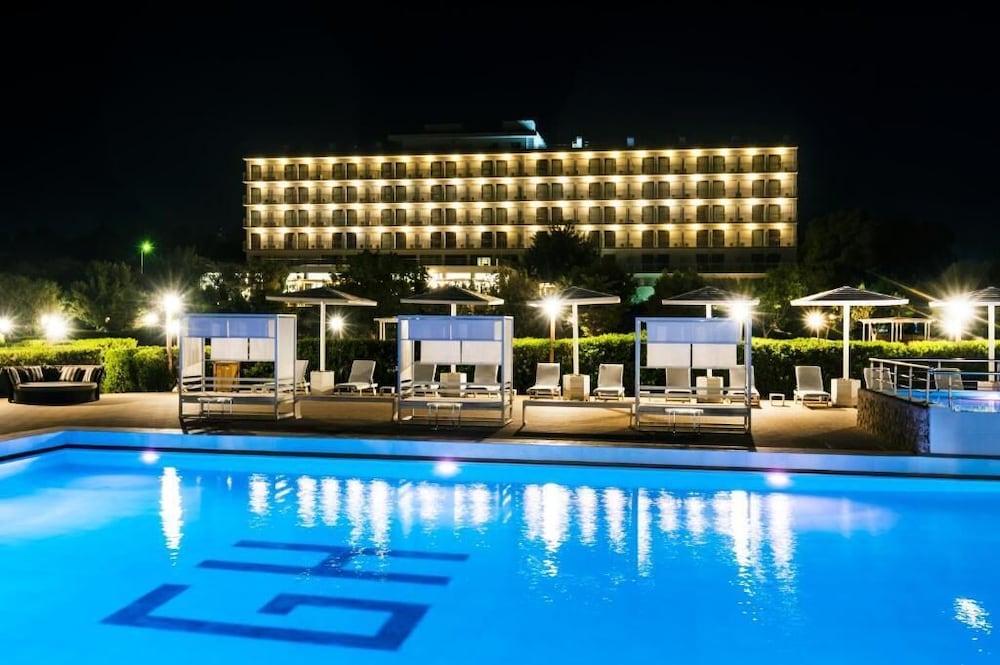 GALAXY HOTEL 3/50