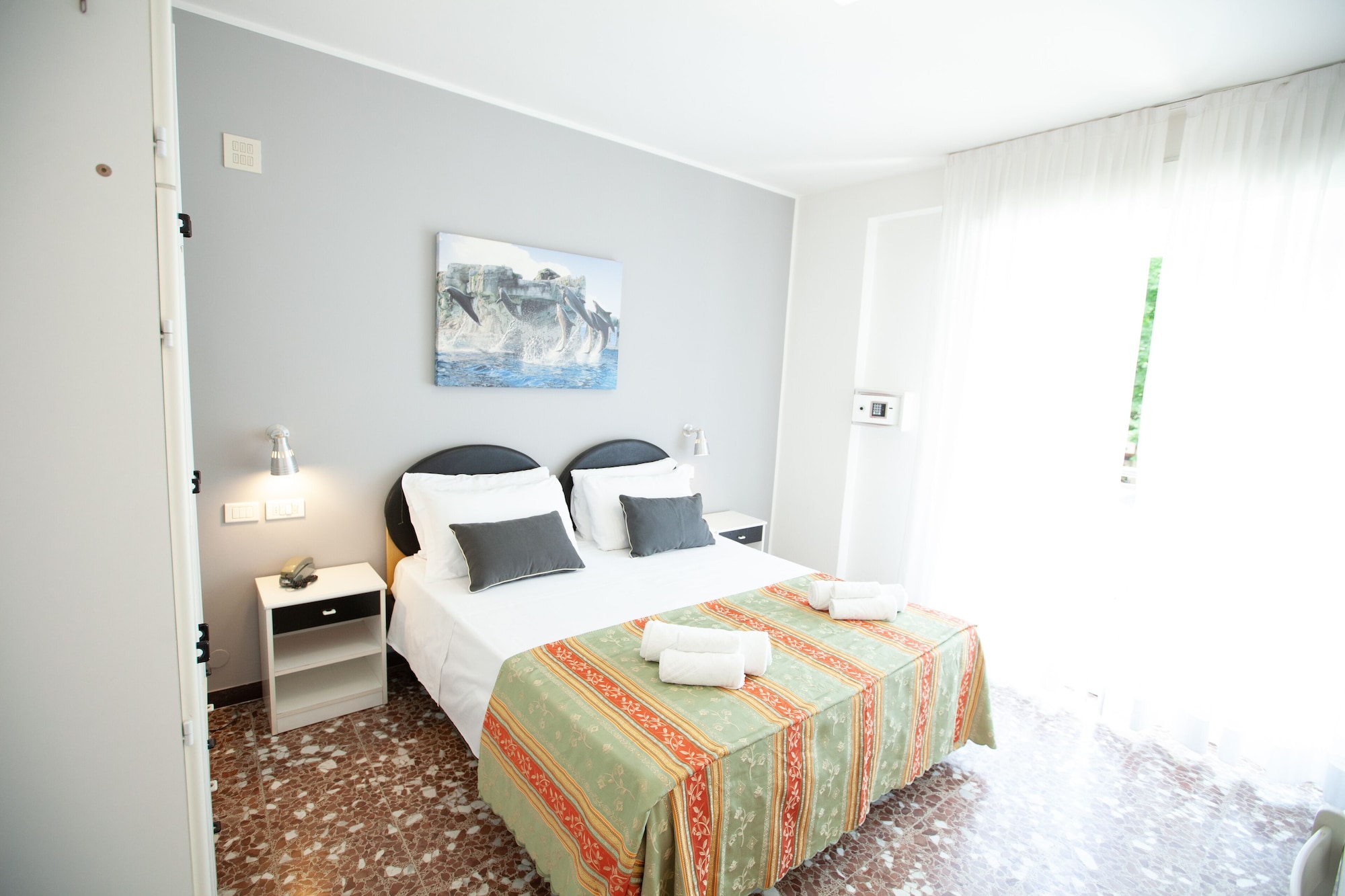 غرفة اقتصادية بشرفة مفردة بسرير كوين، Hotel Maestri 4/8