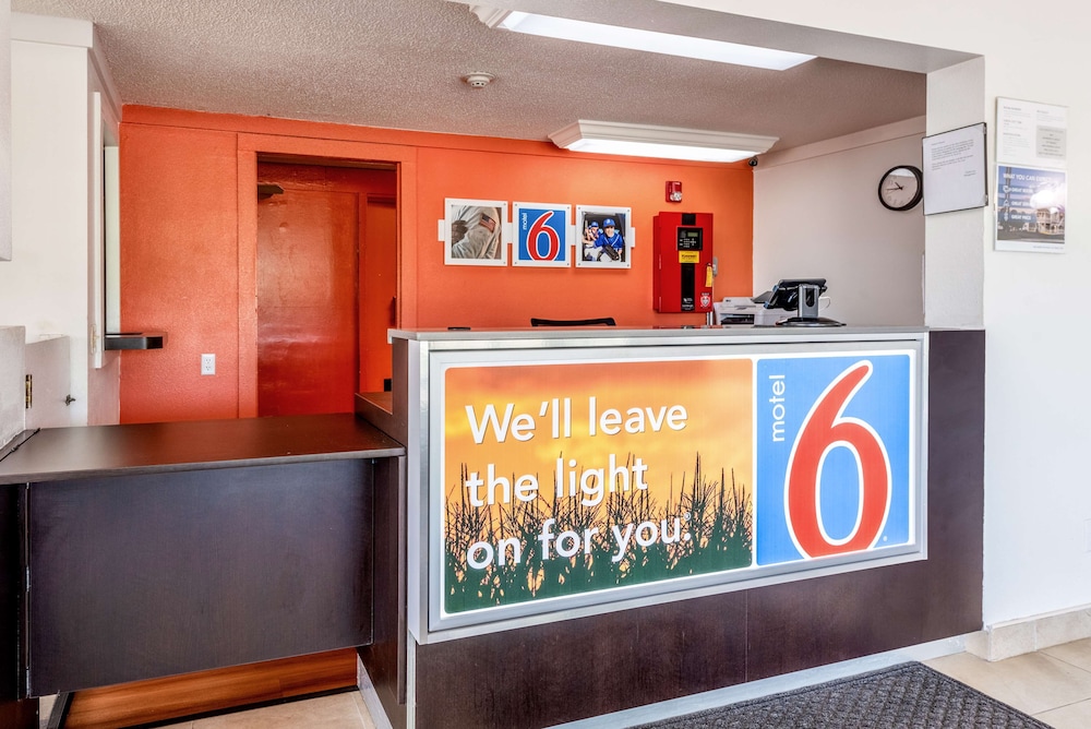 Motel6 Mansfield, OH 6/37