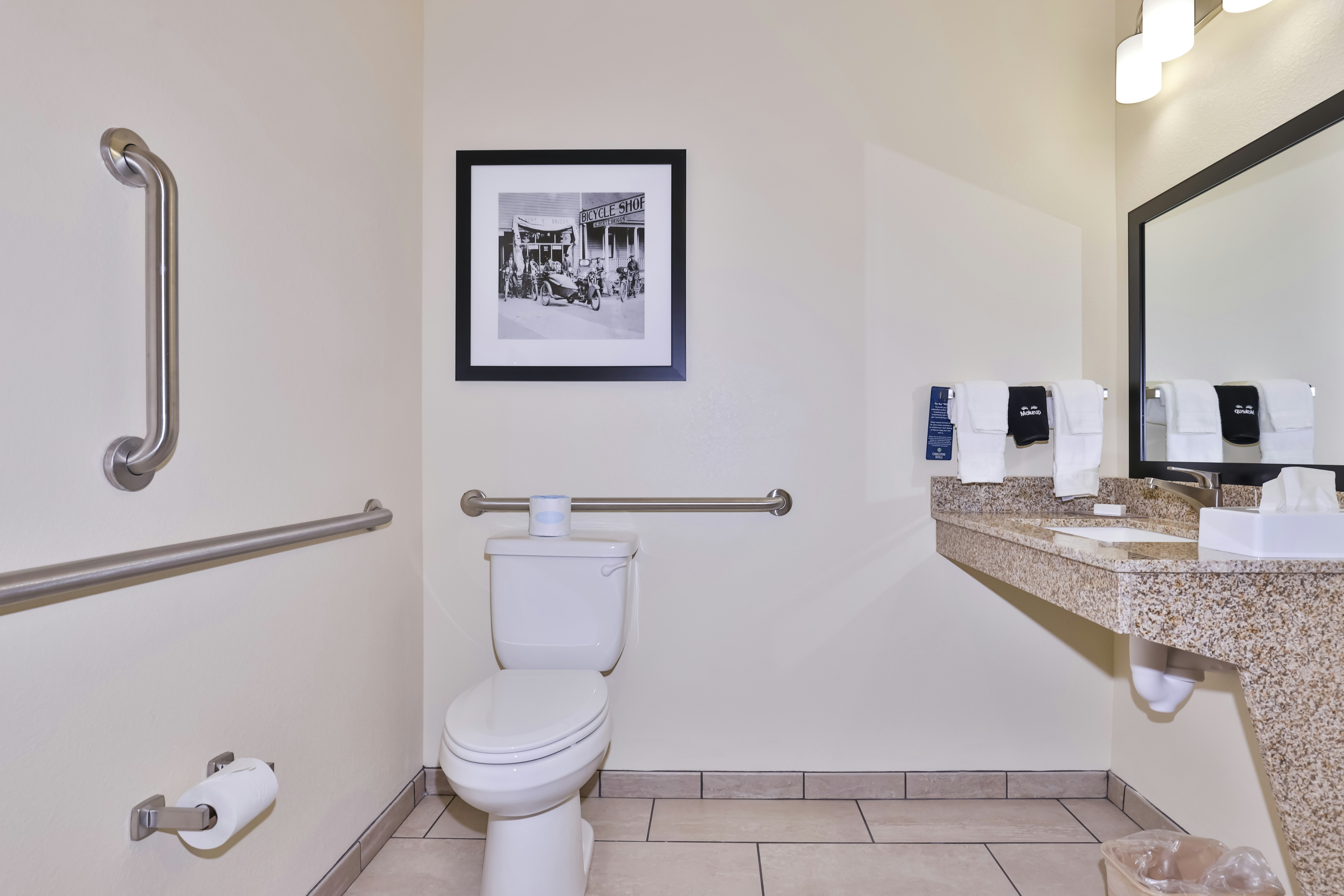 Cobblestone Hotel & Suites - Rhinelander 49/50