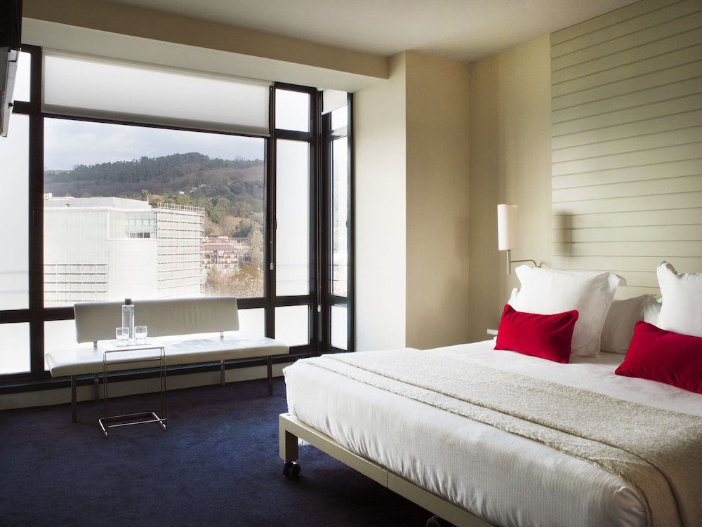 Miro Hotel 10/70