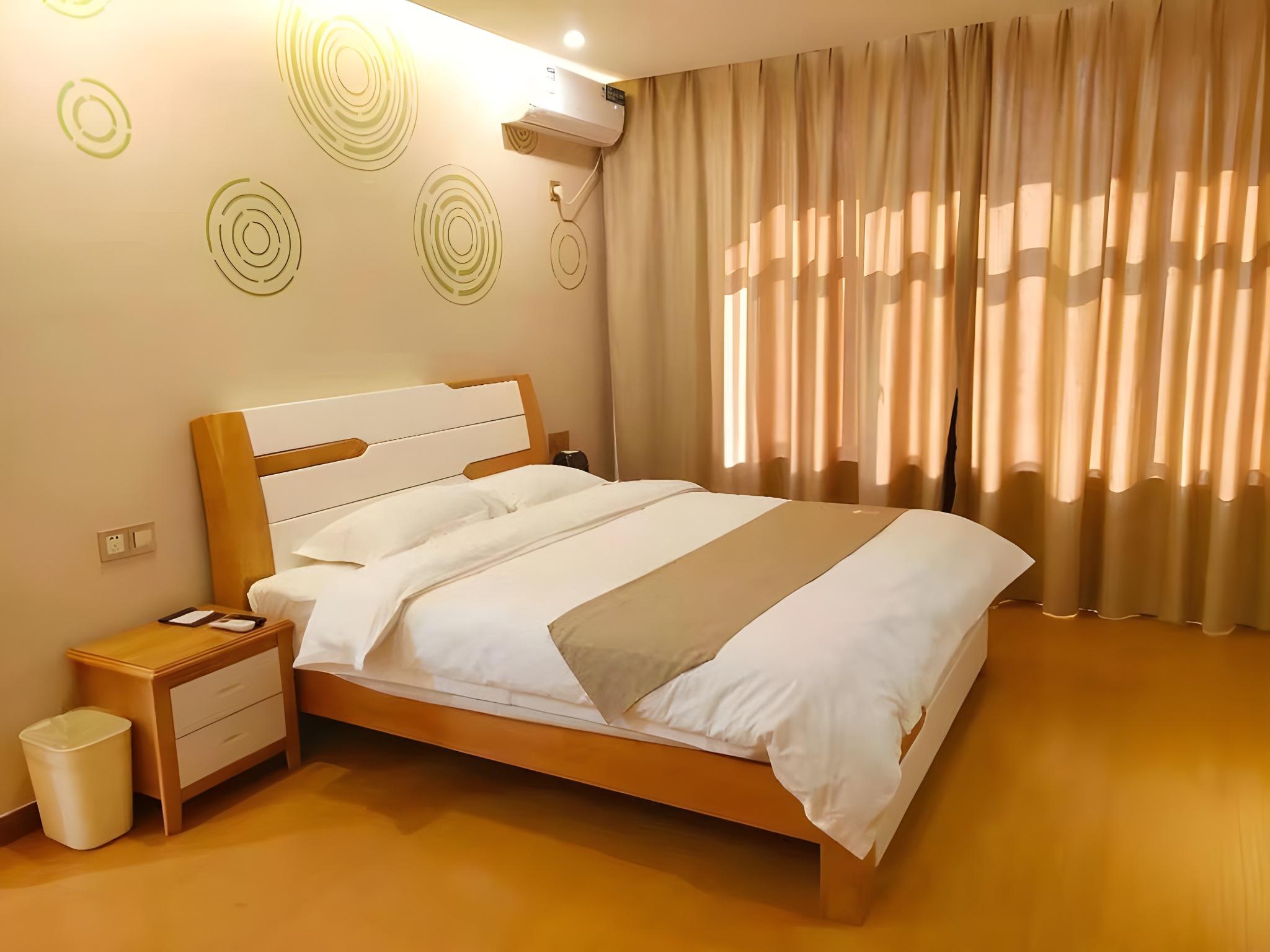 PANORAMIC, SUITE