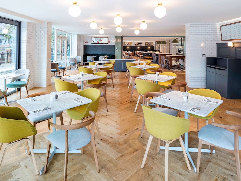 Novotel York Centre 54/65