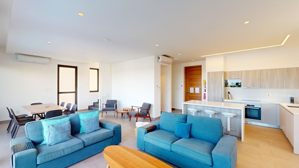 PERIYALI KONNOS Villas Beach Resort 36/53