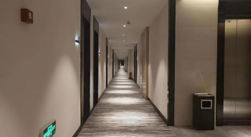 Green Tree Inn ZhiXuan Hotel (Nanning Wuxu International Airport Branch) 39/49
