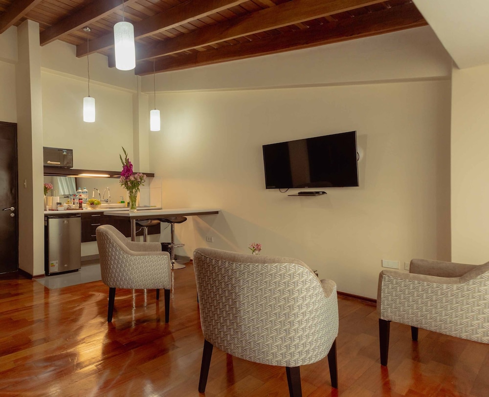 Group House Apart Hotel 43/50